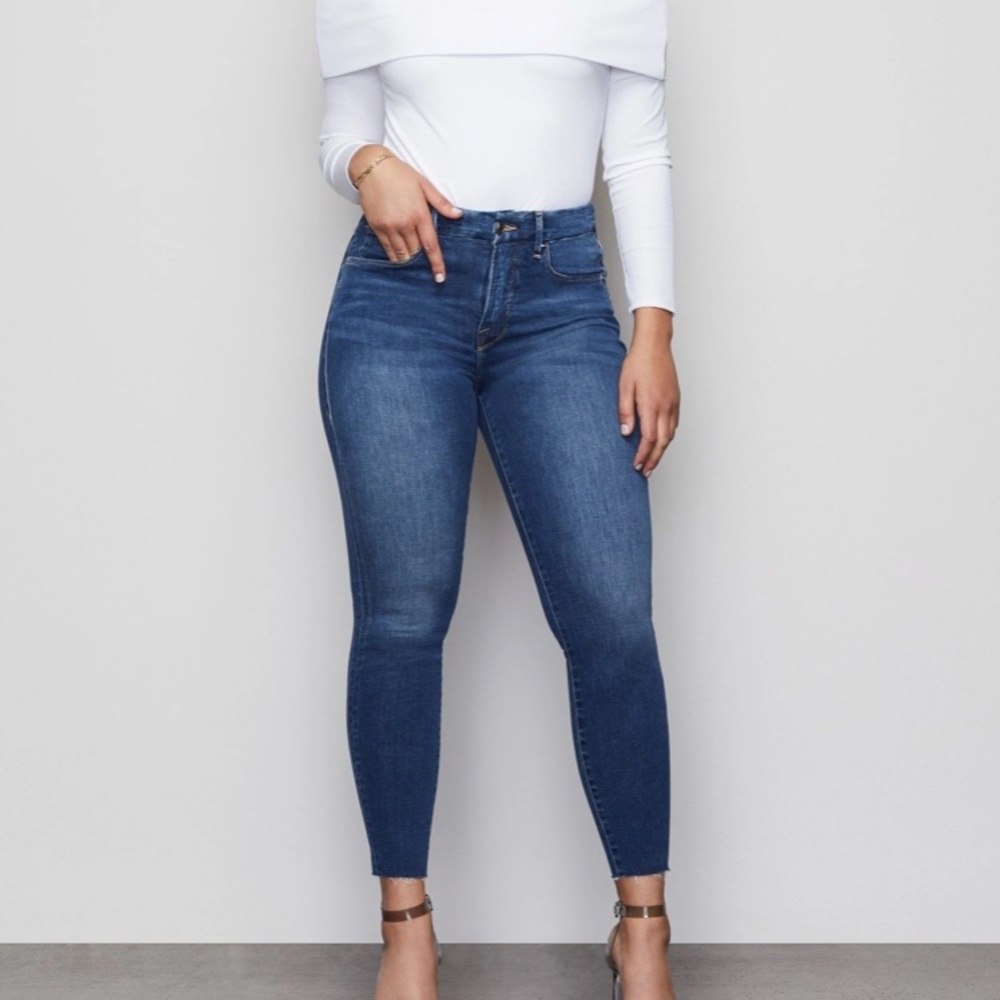 Good American Good Waist Raw Edge Crop